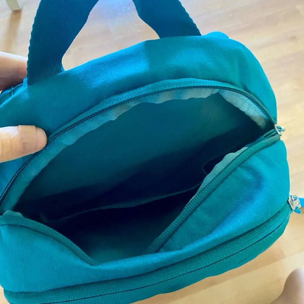 Nike Backpack - Picture 3 of 4